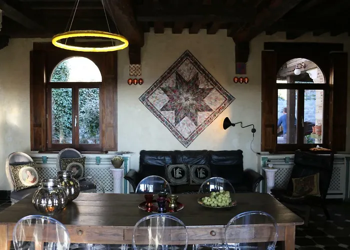 Trumpet House * Loviano